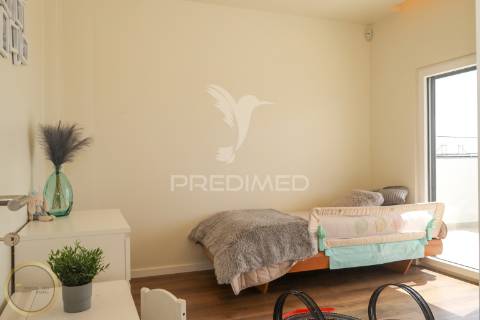 Moradia isolada t4 granjas novas