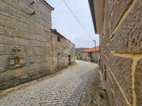 Moradia em ruínas