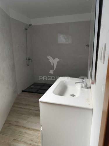 Moradia t2 em pedra na ponta de pargo