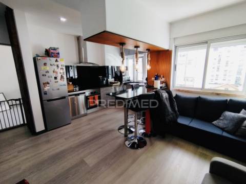 Apartamento totalmente remodelado