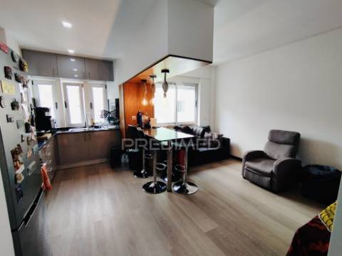 Apartamento totalmente remodelado