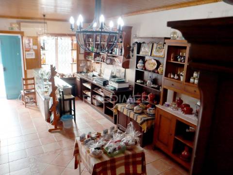 Trespasse de negócio com vários espaços comerciais