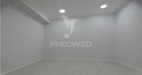 Moradia t3 - 4 assoalhadas- remodelada -setúbal.