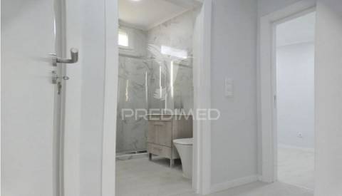 Moradia t3 - 4 assoalhadas- remodelada -setúbal.
