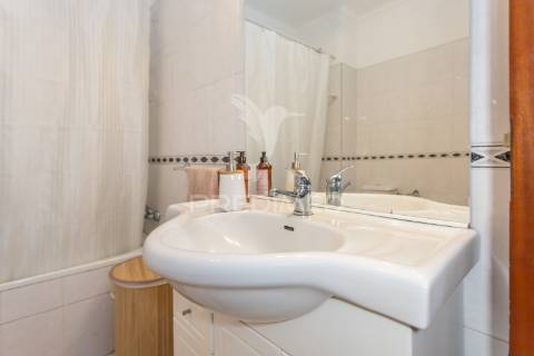 Apartamento t2 vale do cobro