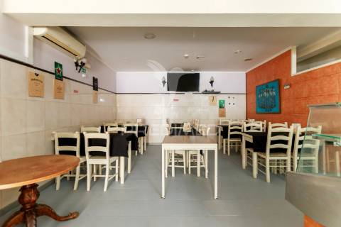 Restaurante trespasse -pct. almeida garret 7- equipado  10.000 € - miratejo - corroios