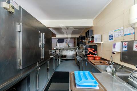 Restaurante trespasse -pct. almeida garret 7- equipado  10.000 € - miratejo - corroios