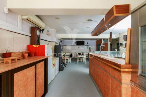 Restaurante trespasse -pct. almeida garret 7- equipado  10.000 € - miratejo - corroios