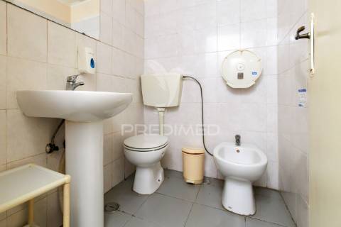 Restaurante trespasse -pct. almeida garret 7- equipado  10.000 € - miratejo - corroios