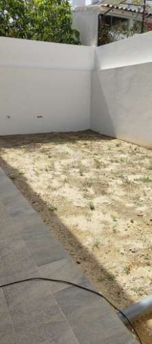 Moradia geminada t3 em vale milhaços com garagem e suíte
