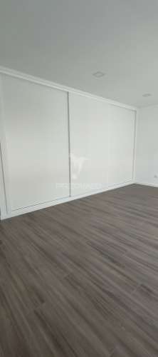 Moradia geminada t3 em vale milhaços com garagem e suíte