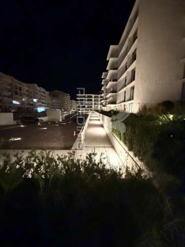 Apartamento t2 luxo, frente mar, bayline, armação de pêra