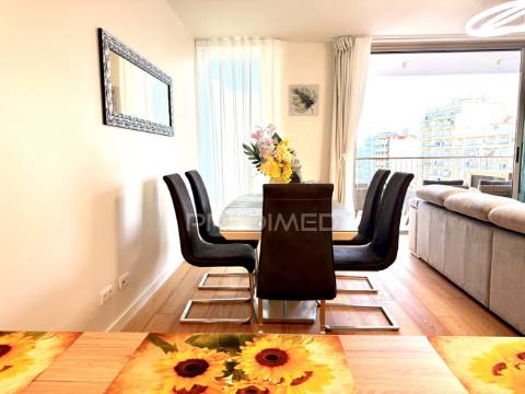 Apartamento t2 luxo, frente mar, bayline, armação de pêra