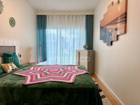 Apartamento t2 luxo, frente mar, bayline, armação de pêra