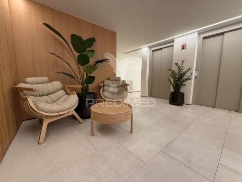 Apartamento t2 luxo, frente mar, bayline, armação de pêra