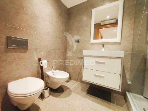 Exceente apartamento t2  com box em ramada, odivelas