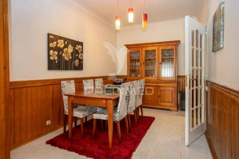 Apartamento t2 || almada