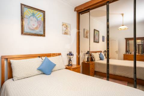 Apartamento t2 || almada