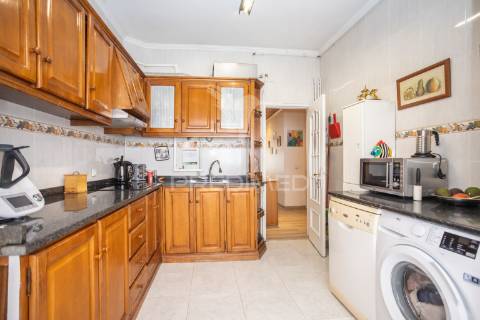 Apartamento t2 || almada