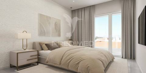 Apartamento t3 novo, piscina, 1km da praia, lagos algarve