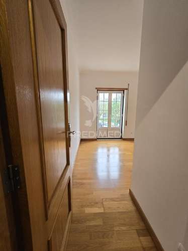Apartamento t2 arrendamento urb. quinta lágrimas santa clara coimbra