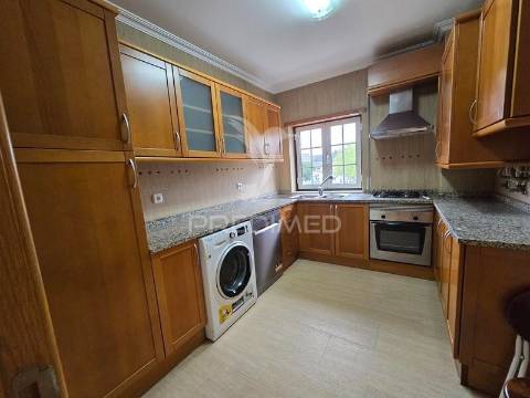 Apartamento t2 arrendamento urb. quinta lágrimas santa clara coimbra