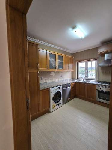 Apartamento t2 arrendamento urb. quinta lágrimas santa clara coimbra