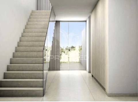 Moradia de luxo t3 em fase final de construção