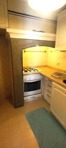 Apartamento t1 na travessa do olival, à lapa