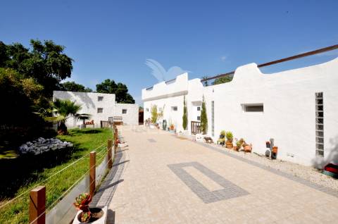 O seu refúgio sustentável às portas de lisboa – herdade de 3,5ha - 5 casas