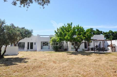 O seu refúgio sustentável às portas de lisboa – herdade de 3,5ha - 5 casas