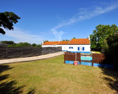 O seu refúgio sustentável às portas de lisboa – herdade de 3,5ha - 5 casas