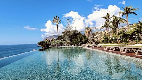 Magnífico apartamento t3 à beira-mar - madeira acqua residence