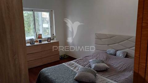Excelente apartamento t3 em  feijó, almada
