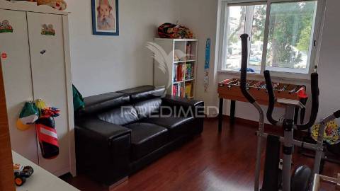 Excelente apartamento t3 em  feijó, almada