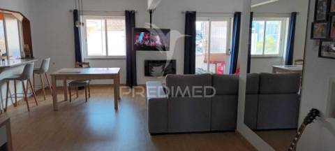 Excelente apartamento t3 em  feijó, almada
