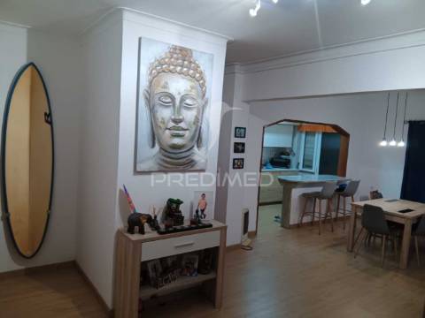 Excelente apartamento t3 em  feijó, almada