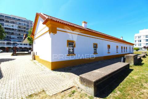 Espaço comercial totalmente renovado - sines