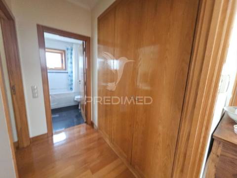 Moradia t4 + 2 pronta a habitar!