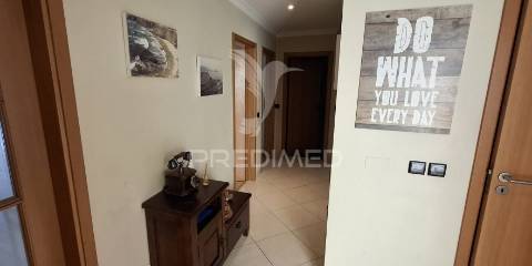 Apartamento t4, duplex em condomínio na vila de alpiarça.