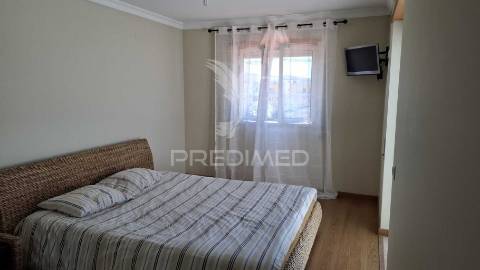 Apartamento t4, duplex em condomínio na vila de alpiarça.