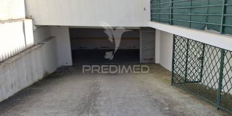 Apartamento t4, duplex em condomínio na vila de alpiarça.