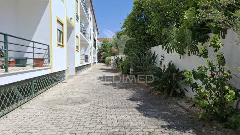Apartamento t4, duplex em condomínio na vila de alpiarça.