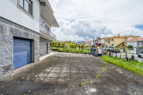 Fantástica moradia t5 em baião