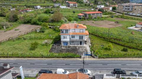 Fantástica moradia t5 em baião