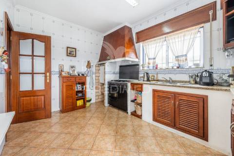 Fantástica moradia t5 em baião
