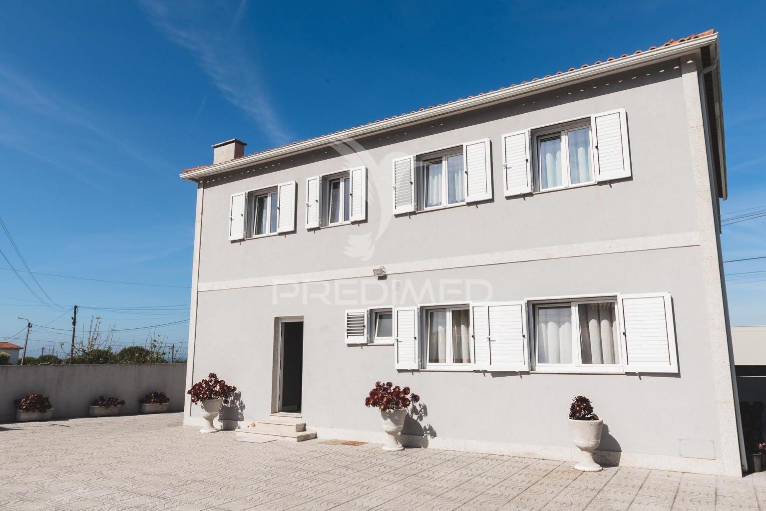 Moradia t 6 semi nova 521 m 2 - vista deslumbrante  de mar