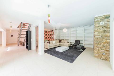 Moradia t4 beloura