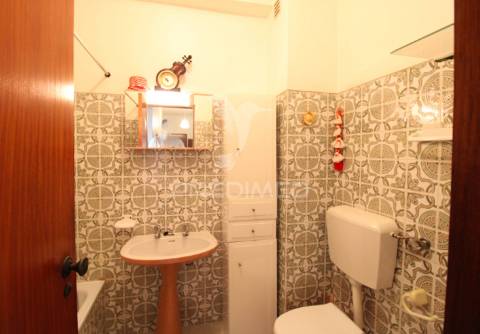 Apartamento t2 em faro com garagem em box