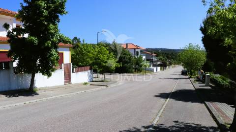 Lote de moradia